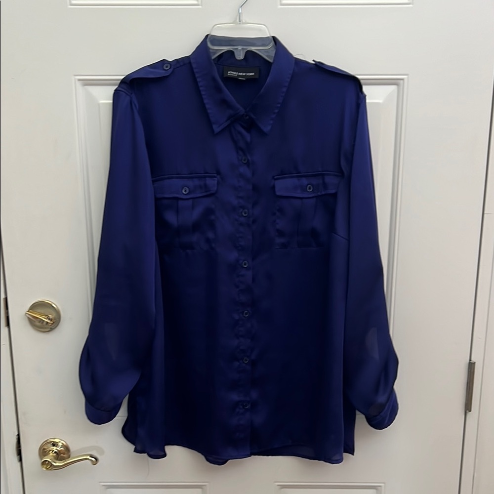 Jones New York Blue Button Front Blouse.  2X